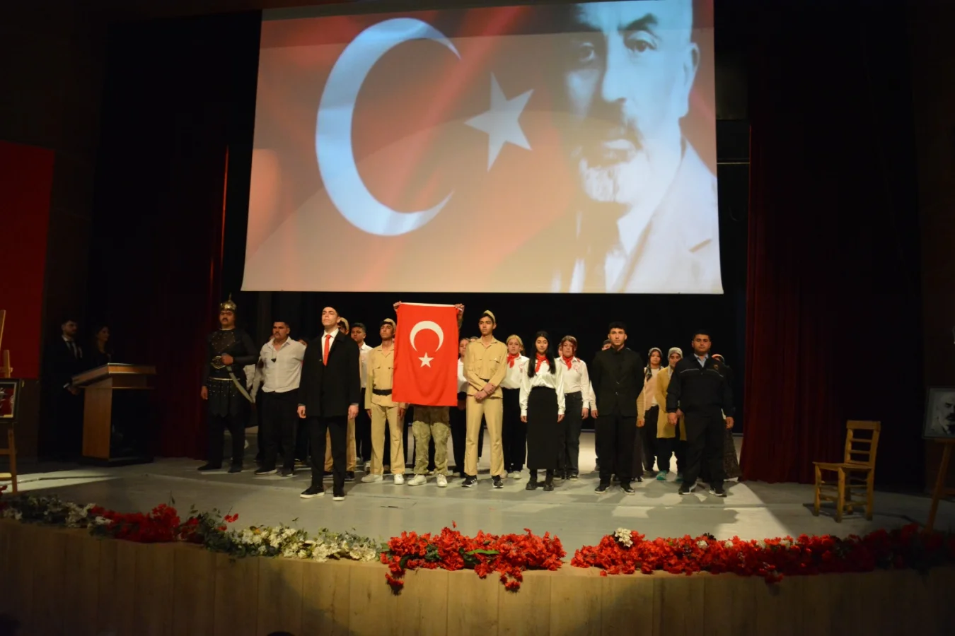 Ceyhan’da İstiklal Marşı’nın Kabulü ve Mehmet Akif Ersoy Anıldı